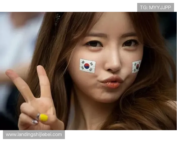 世界杯球迷脸彩：点亮赛场的彩色狂欢盛宴，展现激情与创意的完美结合